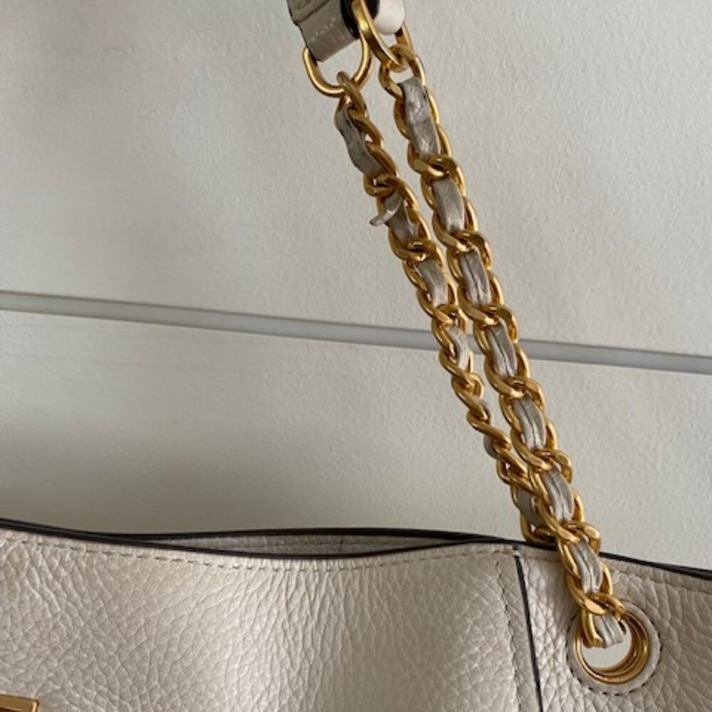 Tory Burch Britten Small Slouchy Tote - Picture 3 of 13